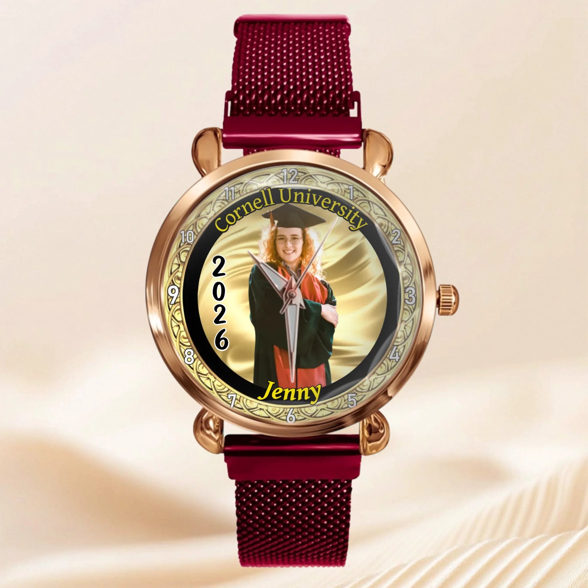 Personalized graduation watches! Upload your graduation photos. The perfect personalized present for graduates